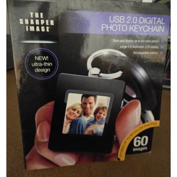 The Sharper Image Digital Photo Album with Keychain USB 2.0 Rechargeable NIB - Picture 2 of 6